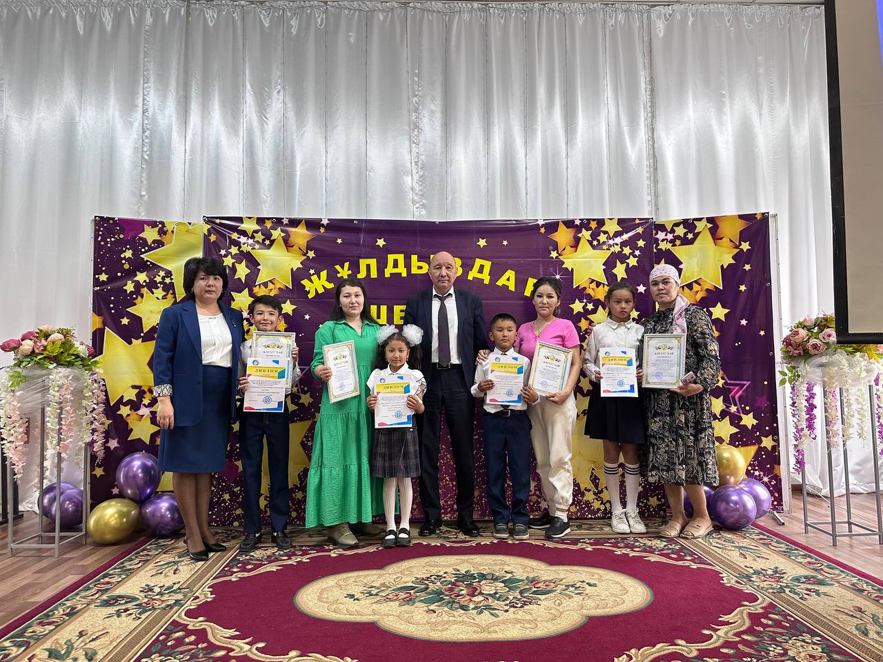 2022-2023 оқу жылының Дарынды оқушыларын марапаттау