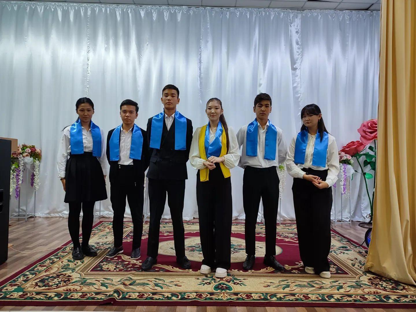 Мектеп бойынша мектеп Парламентін ұлықтау рәсімі өткізілді.Мектеп Парламентіне үміткерлер арасында көп дауыс жинаған 10 "А" сынып оқушысы Ескермес Жанерке сайланды.Фракция жетекшілері және мүшелері сайланды.